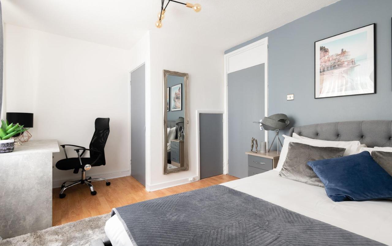 Apartment Spacious And Modern 4 Bed Next To Borough Station