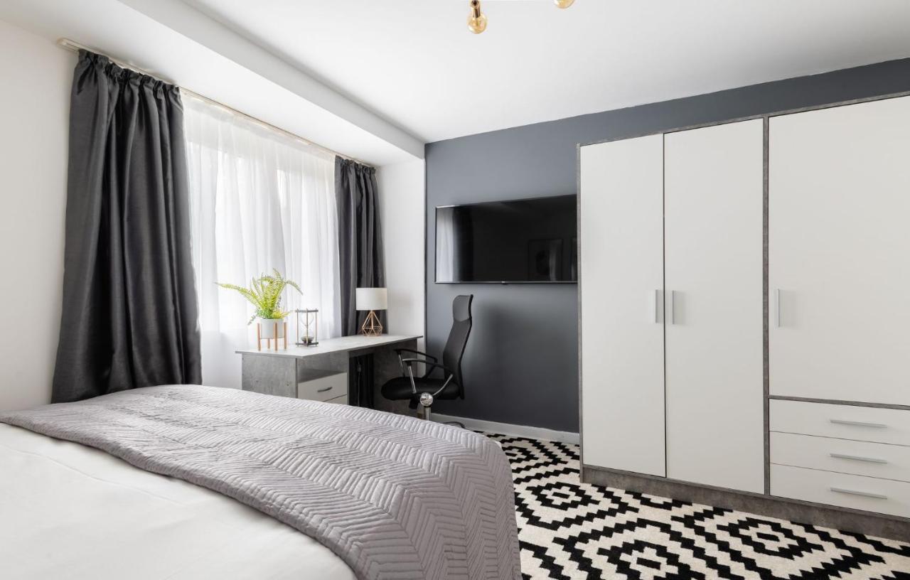 Spacious And Modern 4 Bed Next To Borough Station *
