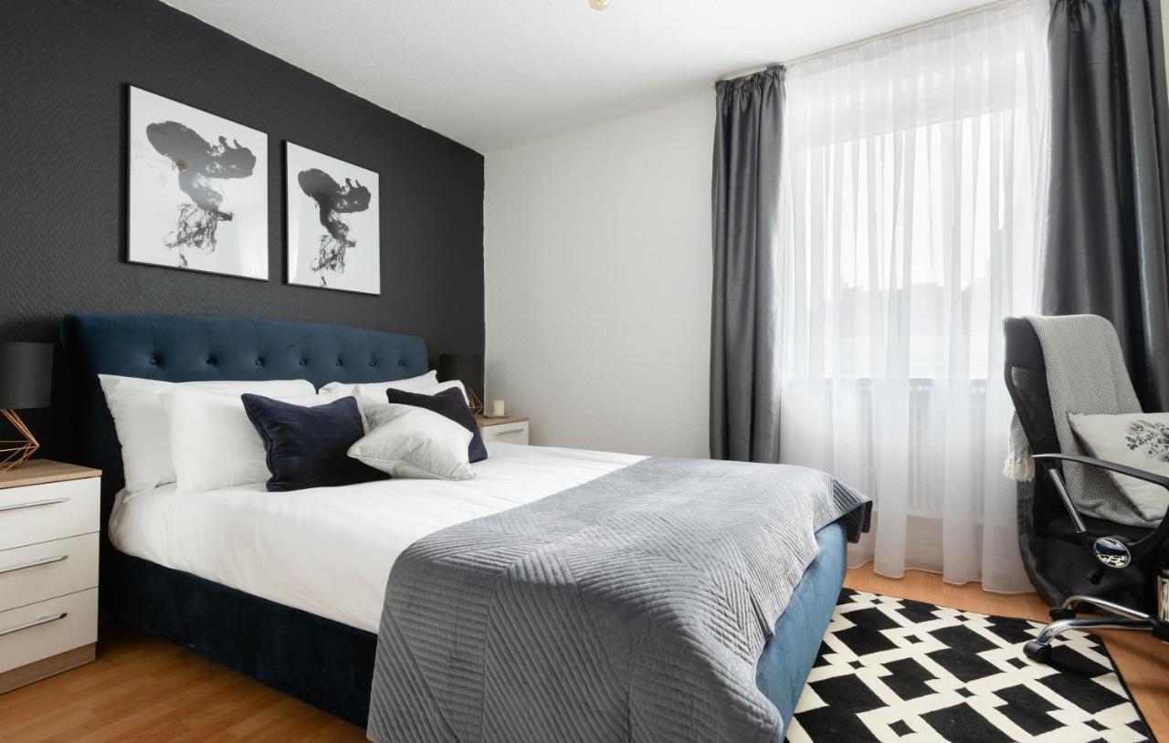 Spacious And Modern 4 Bed Next To Borough Station * London